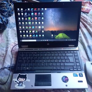 Hp elitebook 8440p 4gb intel corei5 320gb