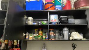 Kitchen cabinet