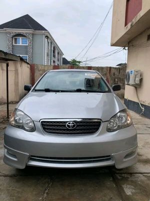 Toyota corolla 2005