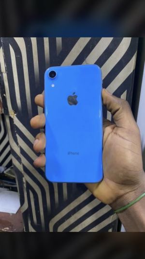 Iphone xr 64gb 220k above