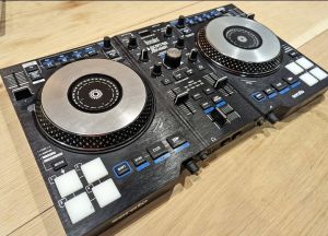 Hercules jogvision dj controller