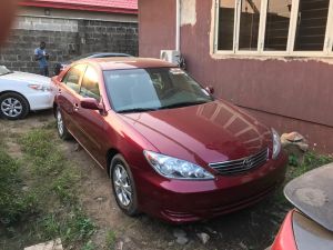 Tokunbo toyota camry 2004 for sale