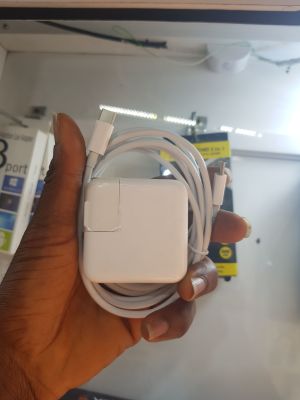 Macbook type-c charger 30w