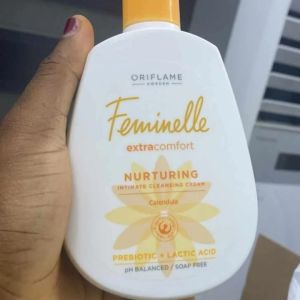 Oriflame feminelle intimate wash