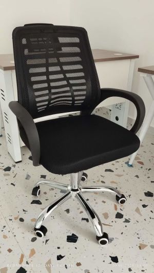 Office chair with netback design