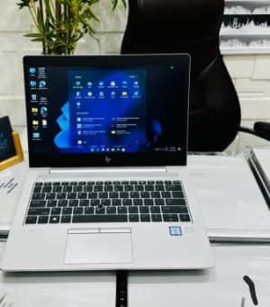 Hp elitebook 830 g6 (us used)