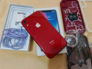 Clean iphone xr red