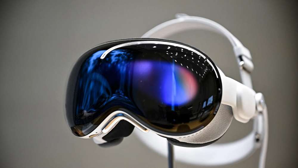 Apple Vision Pro отримає підтримку контролерів PS VR2