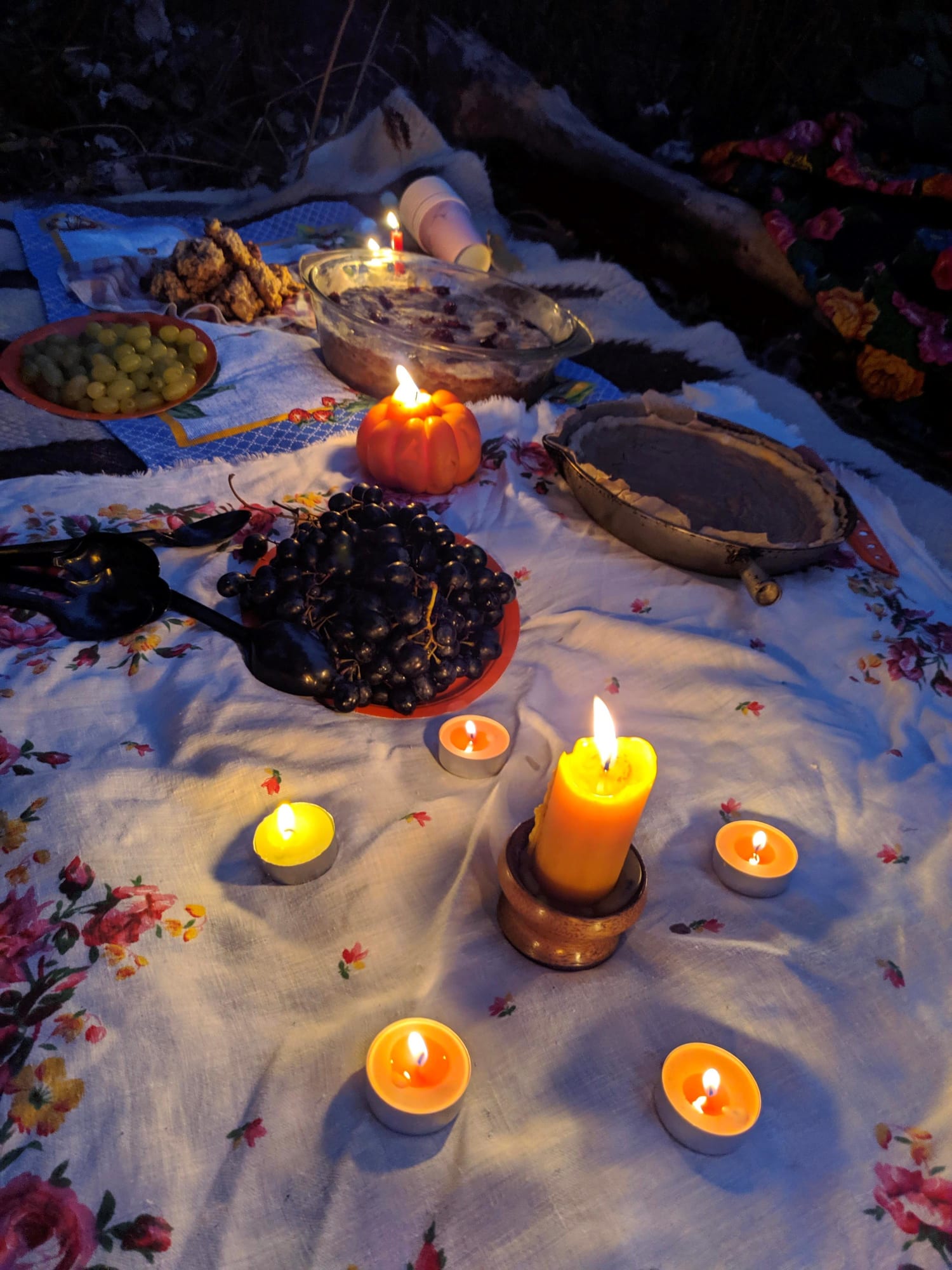 Святковий "стіл", Святкування Геловіну, 2019