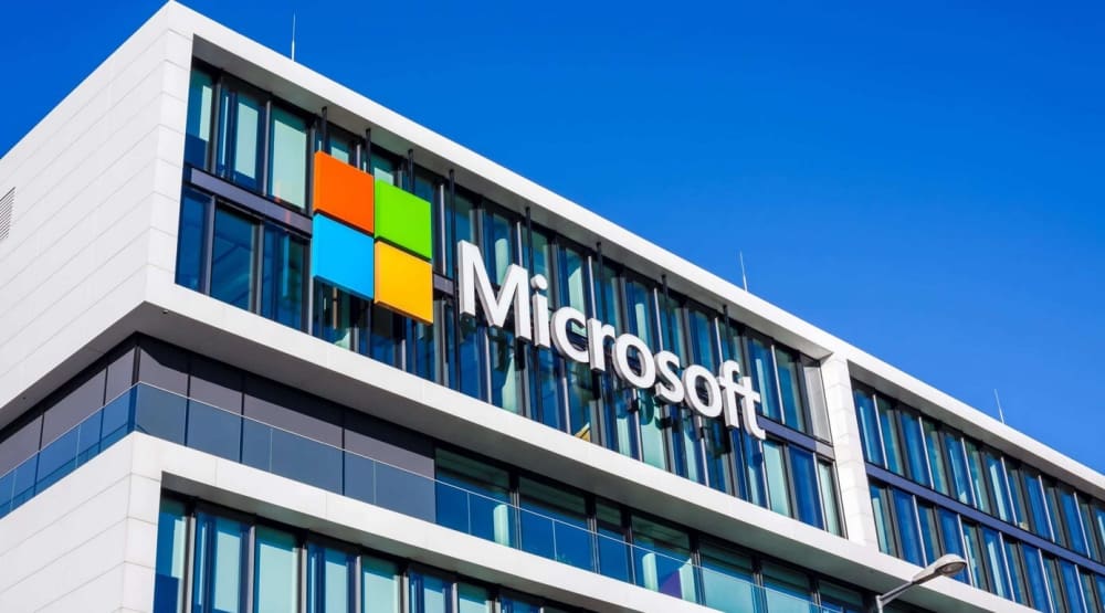 Обкладинка для допису Microsoft проведе скорочення в ігровому підрозділі