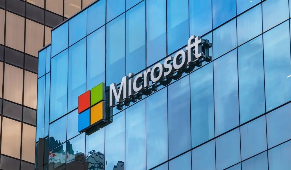 Обкладинка для Microsoft планує нові звільнення після нещодавнього закриття студій