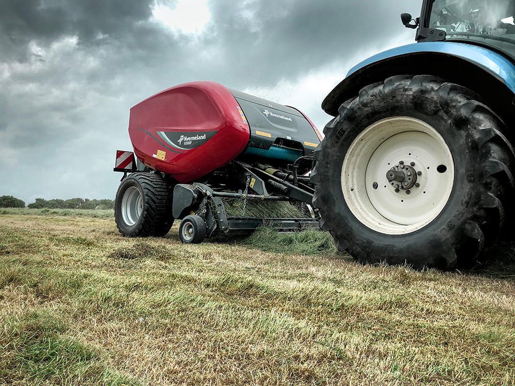 ПРЕСС-ПОДБОРЩИКИ KVERNELAND 6500F ДЛЯ СЕНАЖА