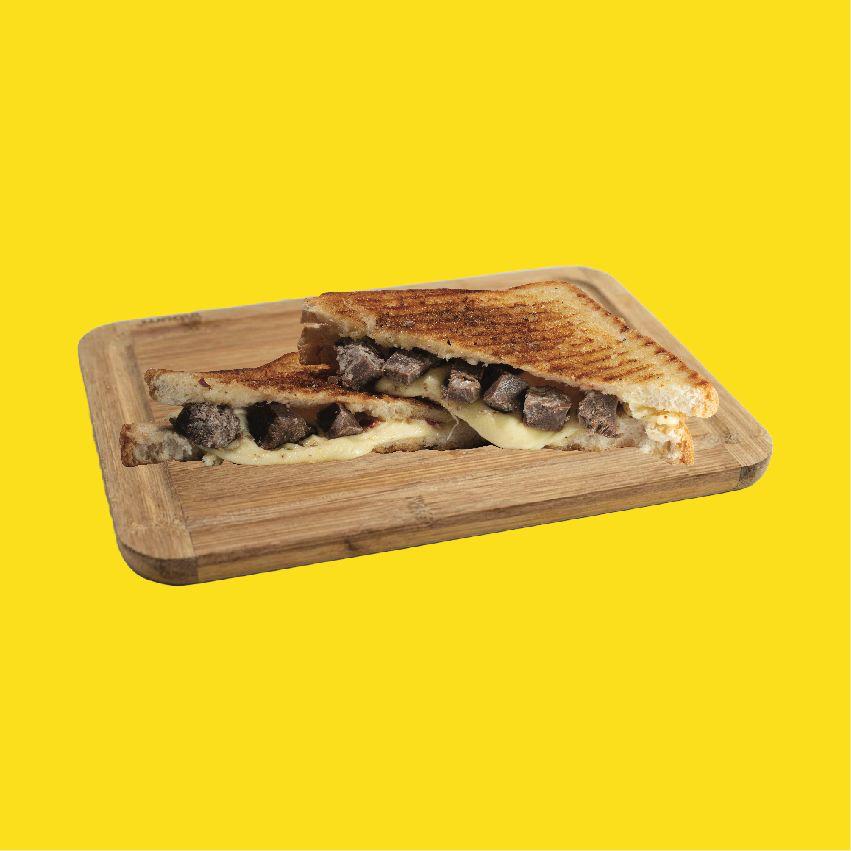 Kavurmalı Tost