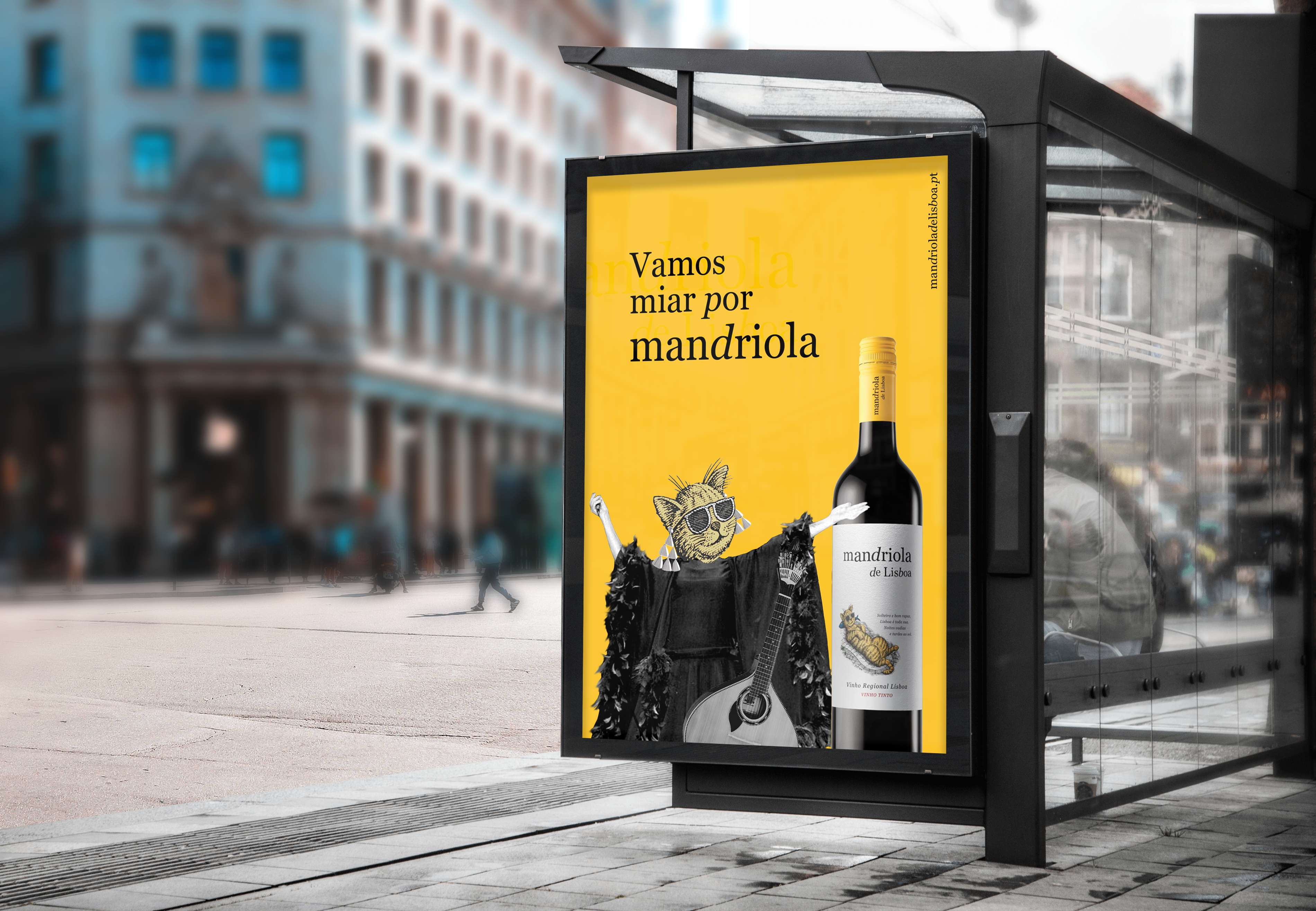 Fado Mandriola bus shelter mockup