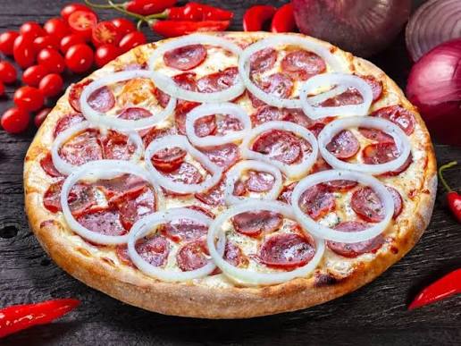 1 onion pizza + 1 tomato pizza 2