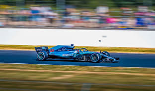 11월, 속도의 짜릿함을 느끼고 싶다면