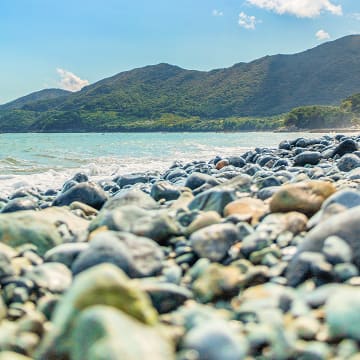 거제의 파도 소리는
'몽돌몽돌'