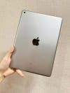 iPad Gen 5 wifi- 32G 5