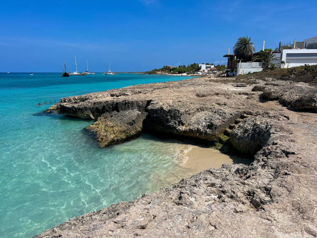 Tres Trapi beach in Aruba