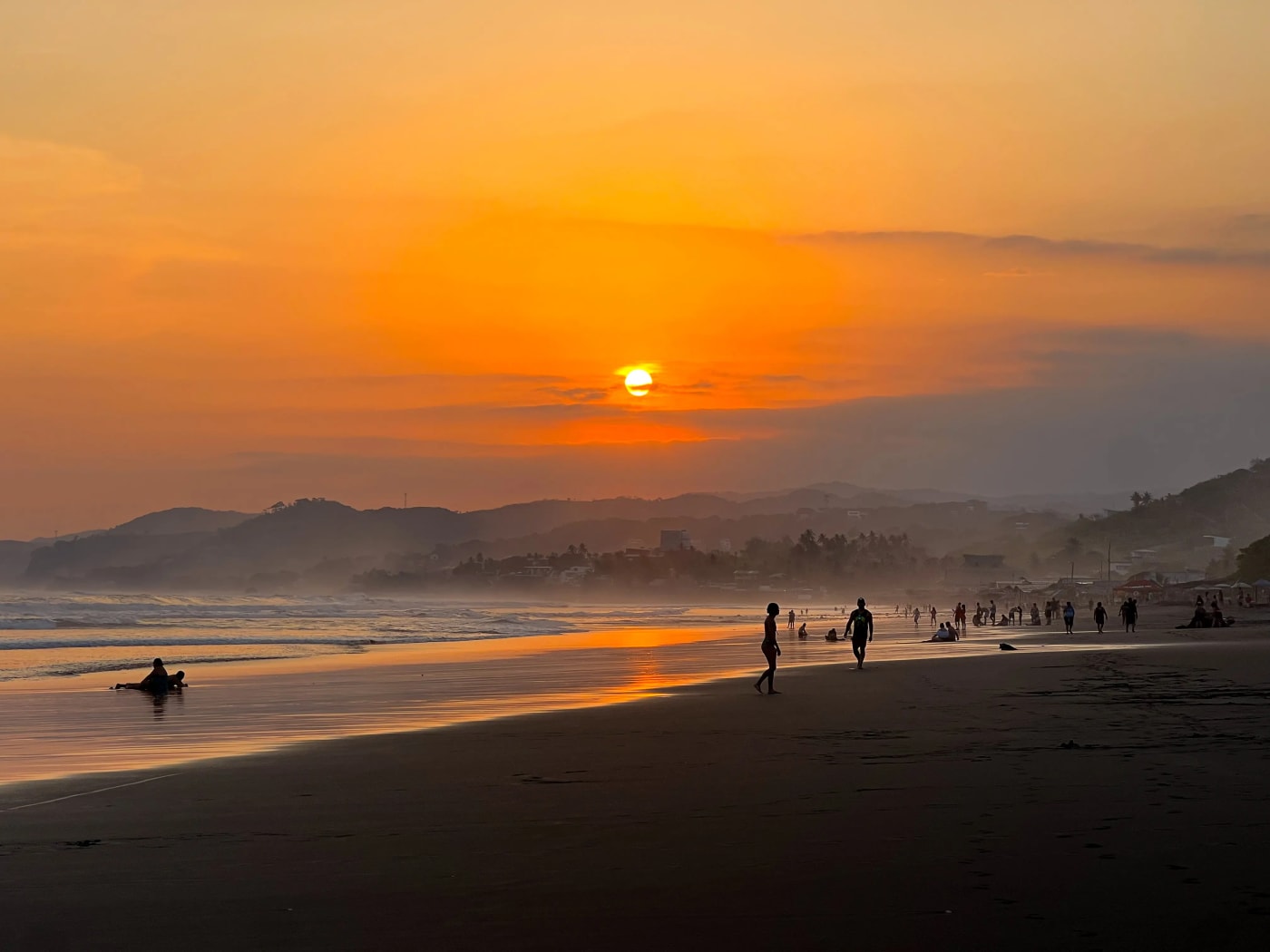 Coastline of El Tunco in Surf City, El Salvador