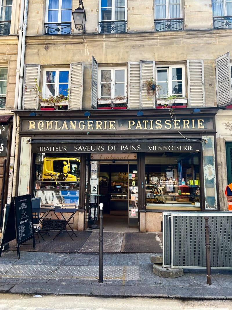 A bakery in the neighborhood of Le Marais in Paris, France