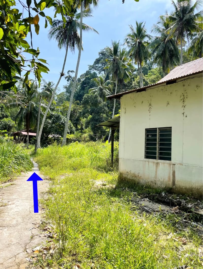 Directions to get to a hidden beach on Pangkor Island in Malaysia