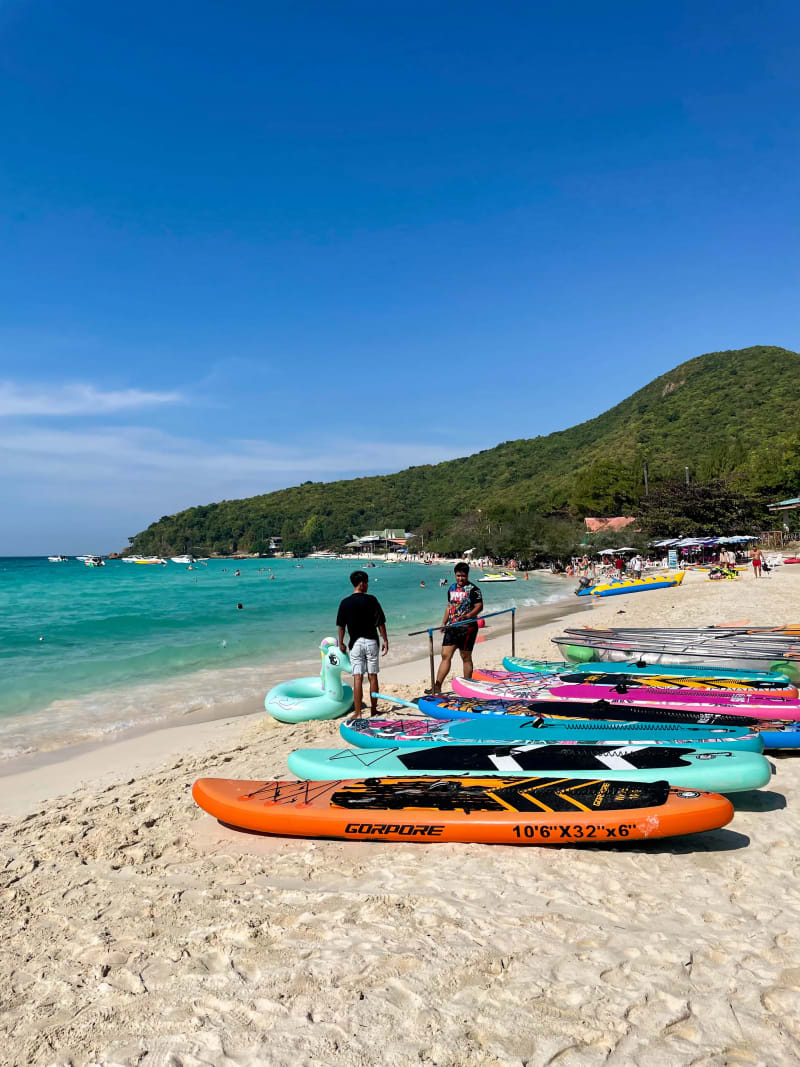 Tien Beach on Koh Larn in Pattaya, Thailand
