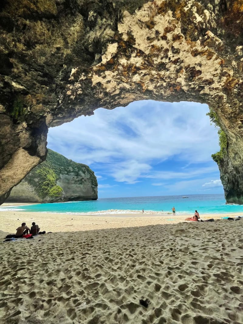 Kelingking Beach on Nusa Penida in Indonesia