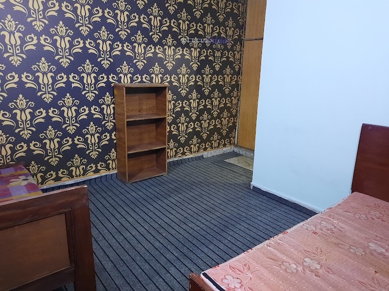 Al- Hadi group of girls Hostels — hostel in Sultan Town, Lahore