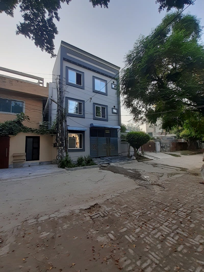 Al Aziz Girls Hostel - Sultan Town — hostel in Sultan Town, Lahore