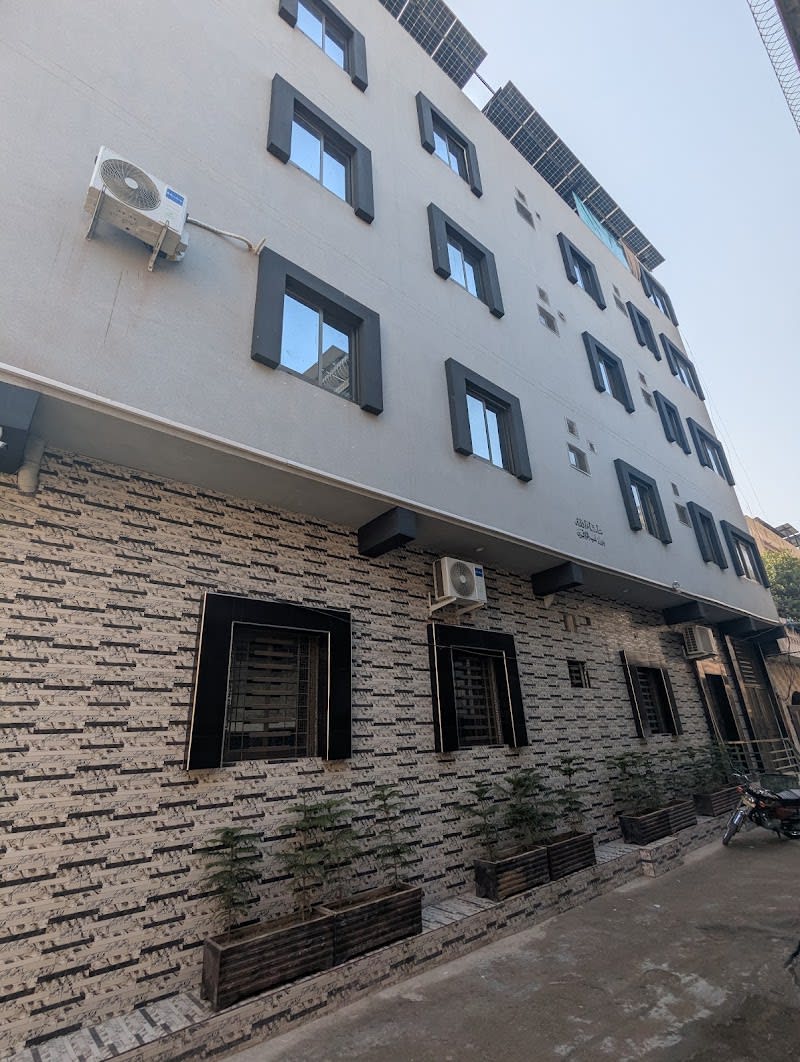 Kamal Executive Girls Hostel — hostel in Muslim Town, Lahore