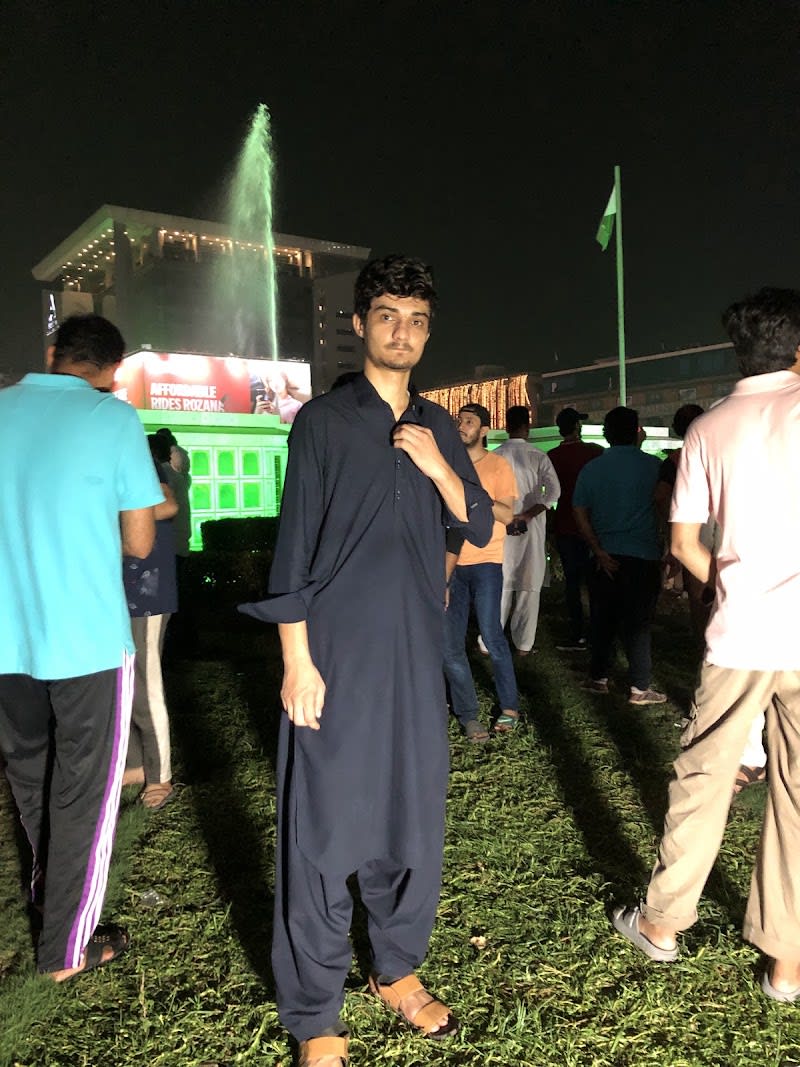 Zubair Boys Hostel — hostel in Sultan Town, Lahore
