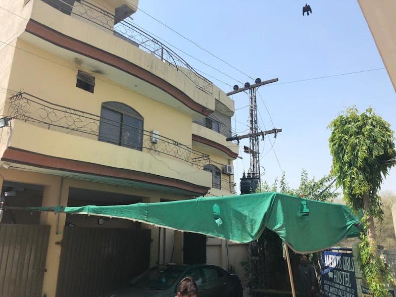 Americos Girls Hostel Westwood Colony — hostel in Sultan Town, Lahore