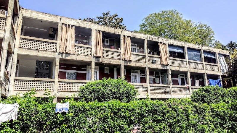 Staff Hostel Faisal Hall No.10 — hostel in Punjab University Campus, Lahore
