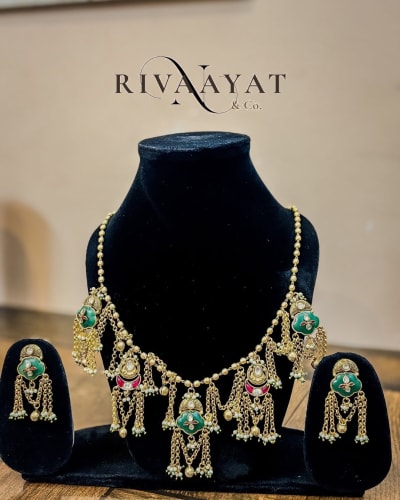 Harini – Heritage Haar & Matching Drop Earrings