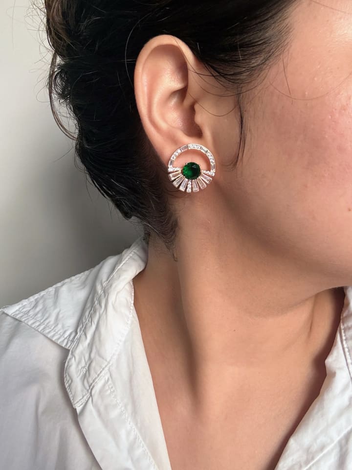 Cleopatra – Emerald Baguette Halo Studs