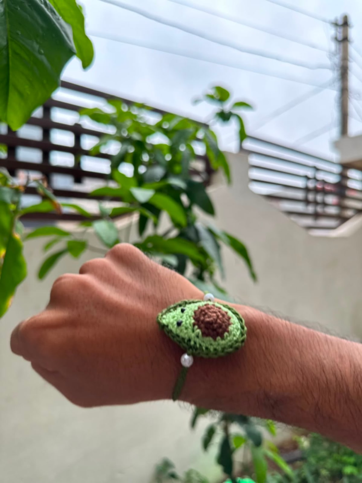 Crochet 3D Avocado Rakhi — image 3