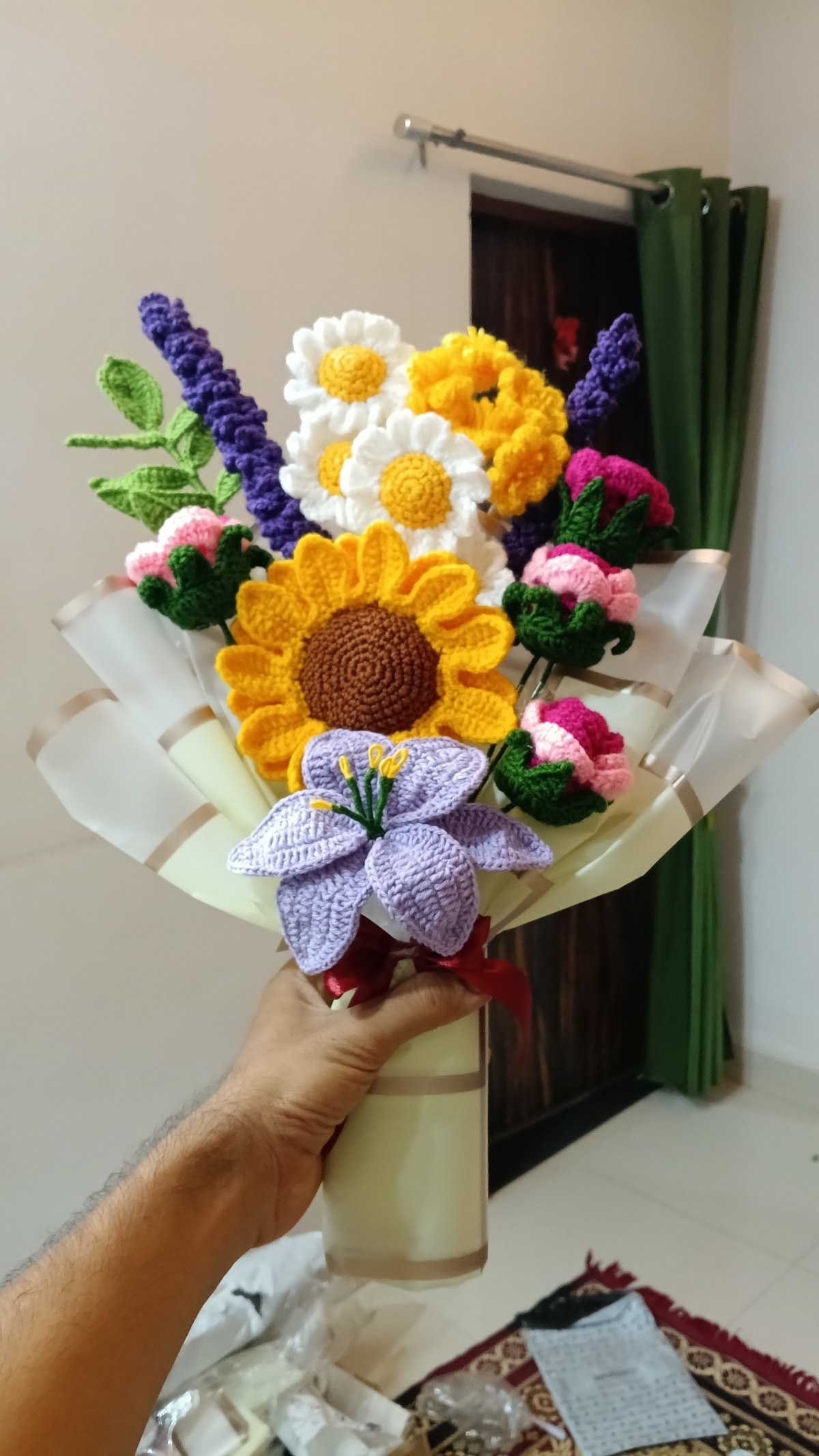 Crochet Large Flower Bouquet — image 3