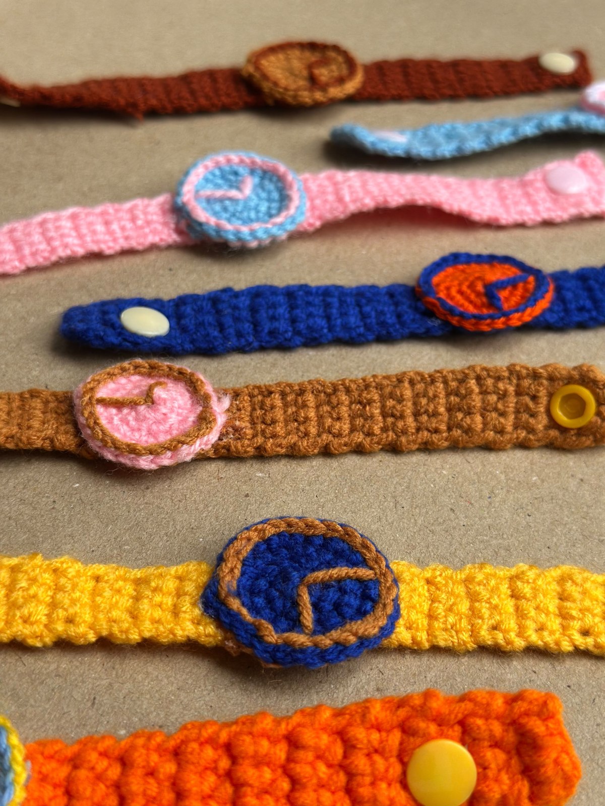 Crochet Watch Rakhi — image 2
