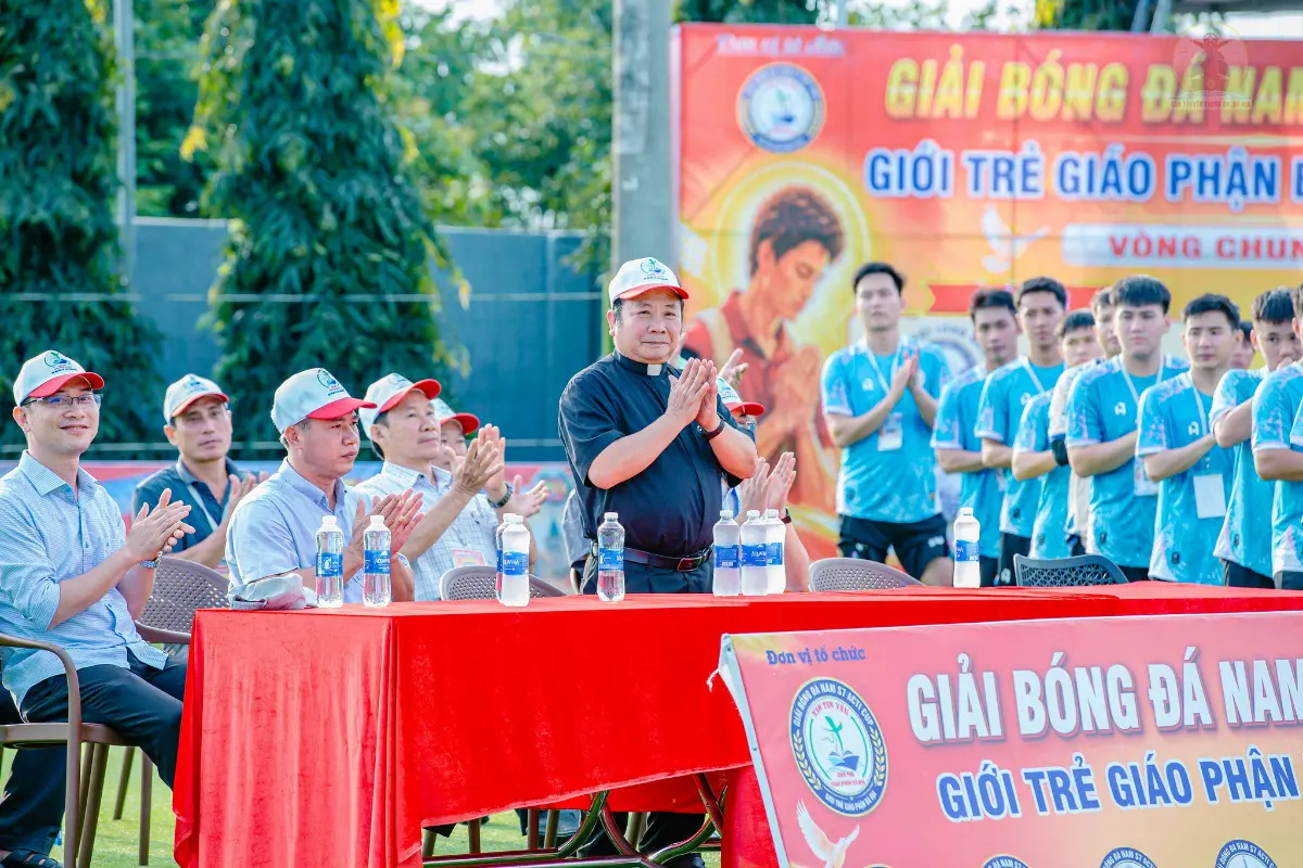 hình ảnh khai mạc giải bóng đá Giới Trẻ Giáo Phận Bà Rịa - Acti Cup 2026