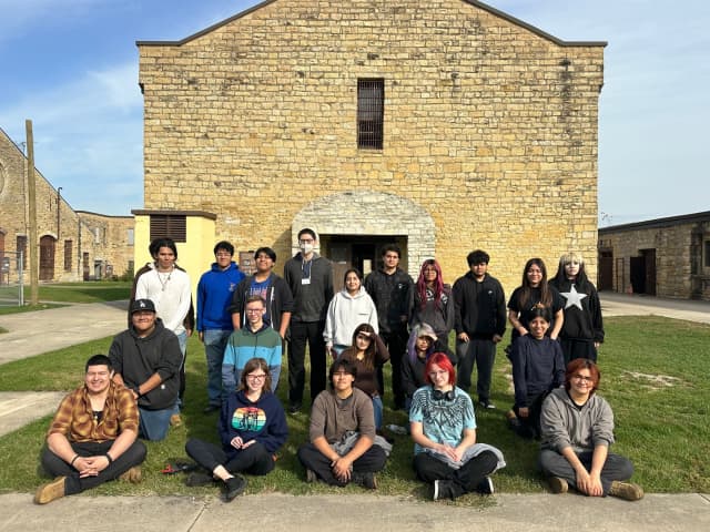 Joliet, IL: 22 High School Cadets Help Preserve Local Landmark