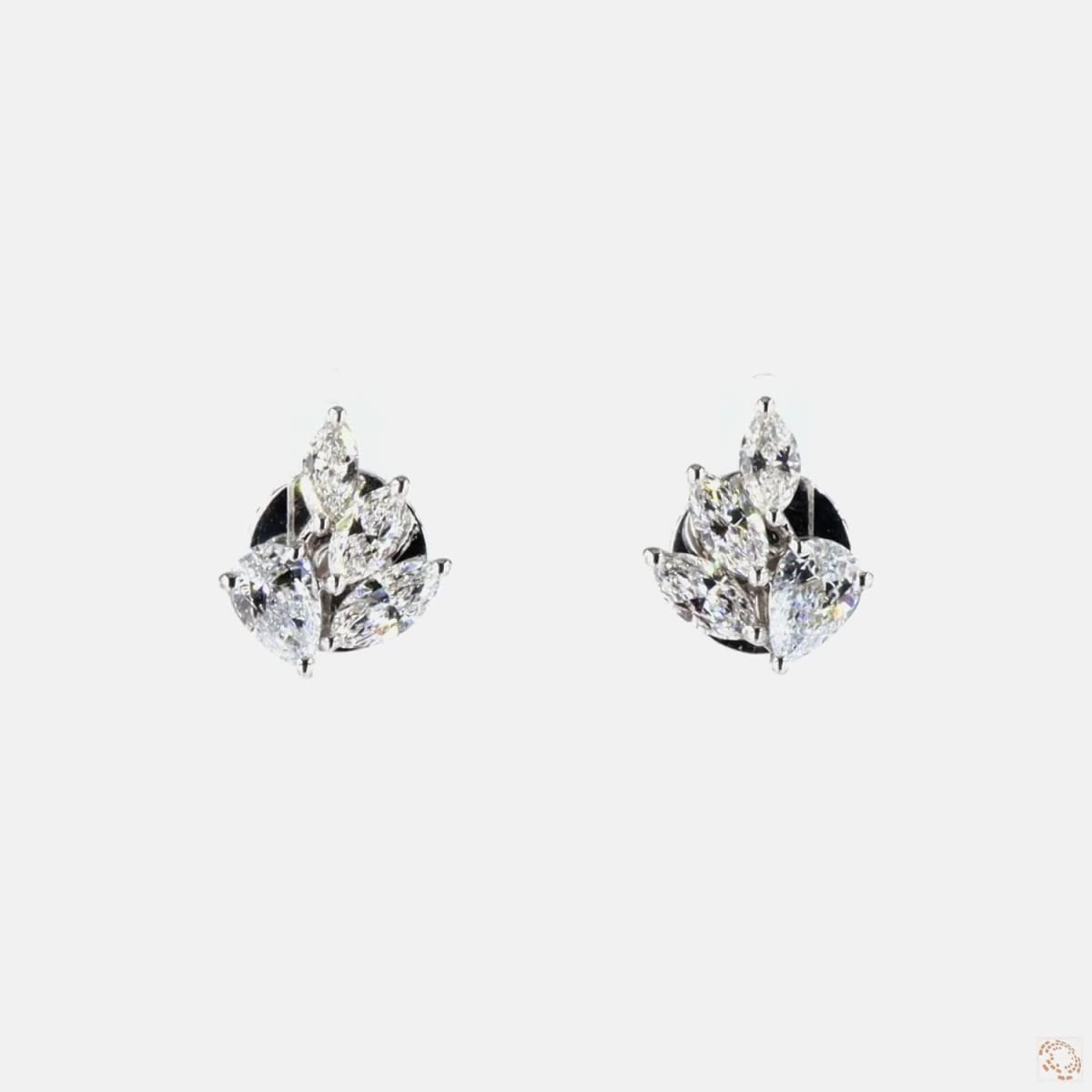 Diamora Studs