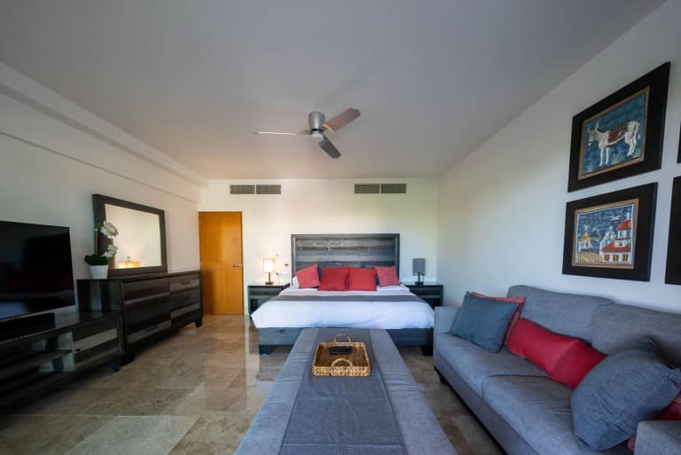 La Amada Pool View — photo 11