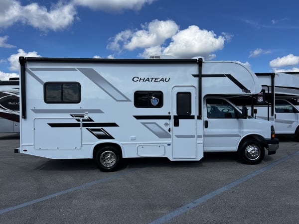 2026 Thor Motor Coach CHATEAU 21Z-C | La Mesa RV | RecVan