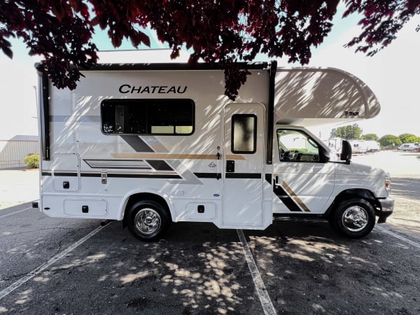 2027 Thor Motor Coach CHATEAU 19X | La Mesa RV | RecVan