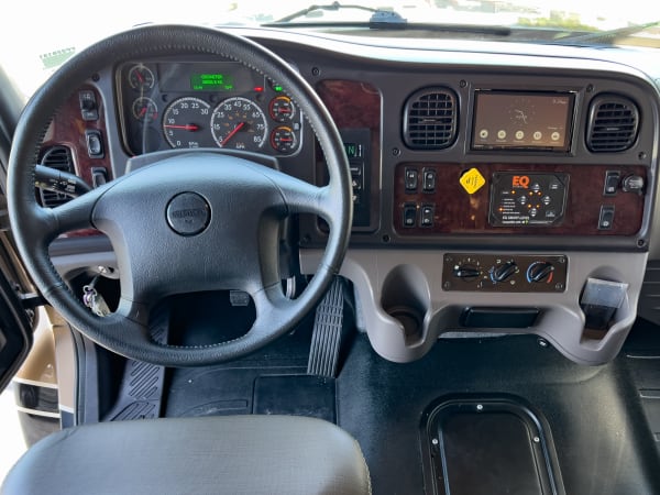 2023 Entegra ACCOLADE 37K - Image:2
