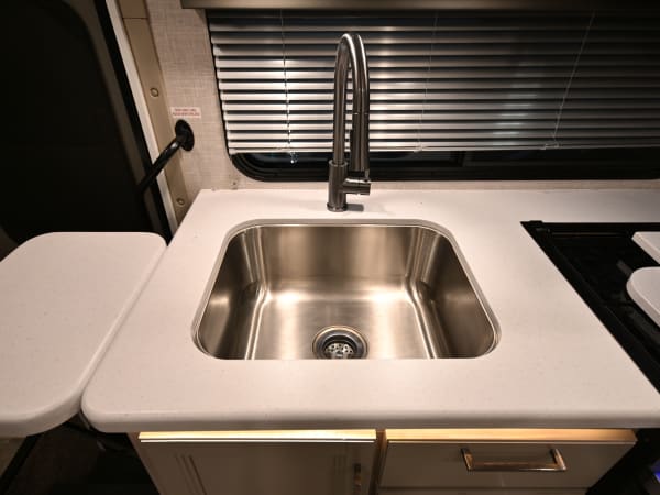 2023 Thor Motor Coach QUANTUM LC25 | La Mesa RV | RecVan