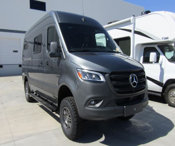 2025 Winnebago ADVENTURE WAGON BMH44MVANUP La Mesa RV RecVan