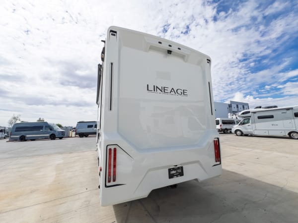 2027 Grand Design LINEAGE SERIES M 25FW FBP - Image:30