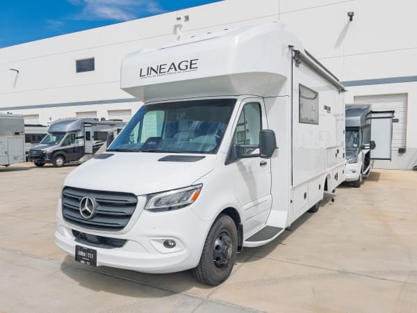 2027 Grand Design LINEAGE SERIES M 25FW FBP - Image:31